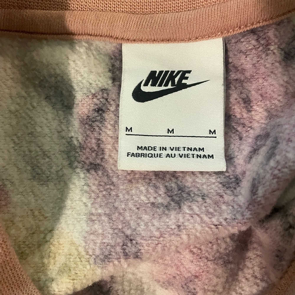 Nike Women's Sportswear‎ Floral Crewneck Pullover Sweatshirt Rose Size Medium - Picture 3 of 8